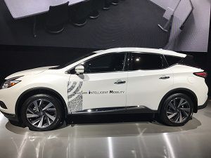 Nissan_300