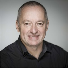 Eric's headshot