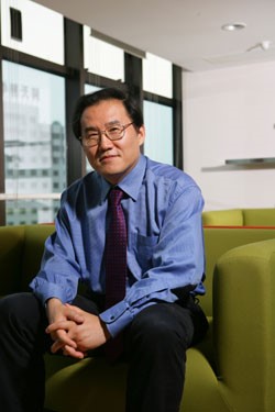 Baining Guo
