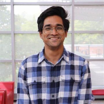 Tanmay Srivastava的肖像