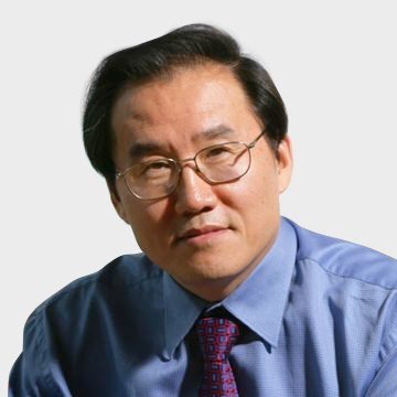 Baining  Guo的肖像