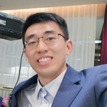 Luowei Zhou的肖像