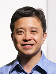 洪小文