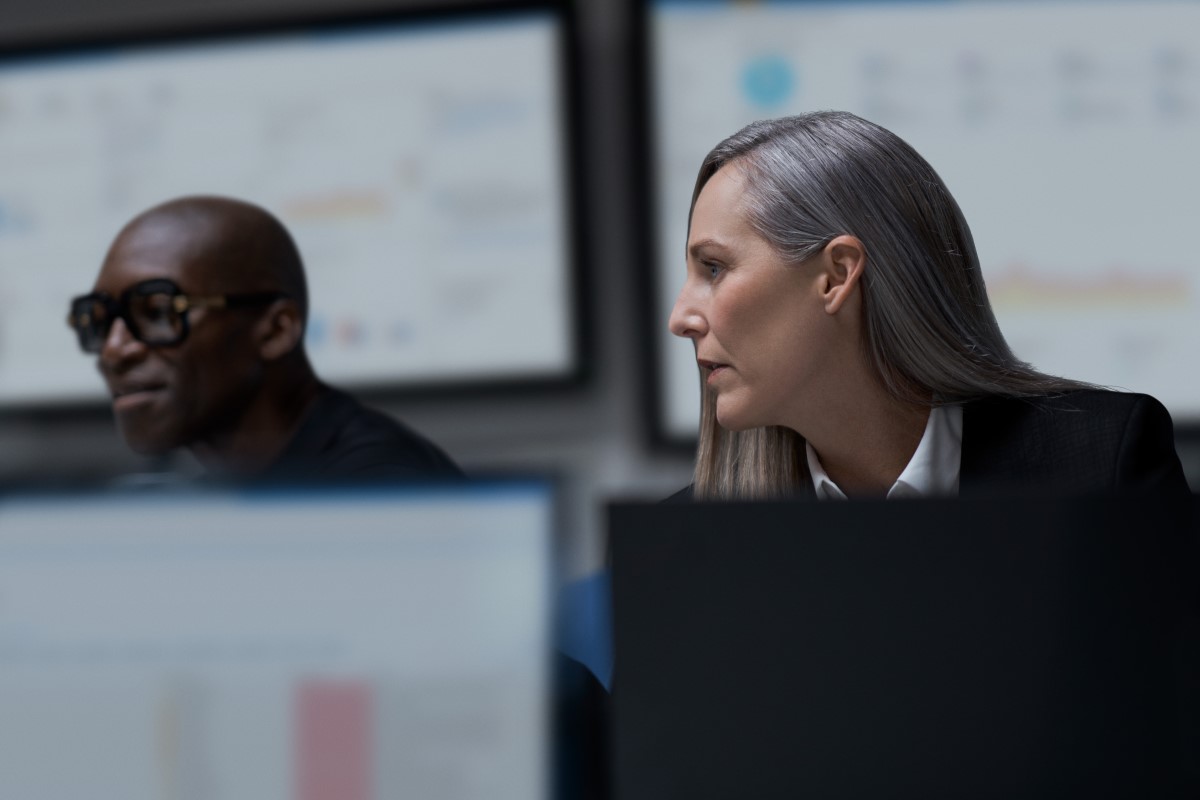 Practitioner and CISO collaboration in a security operations center.